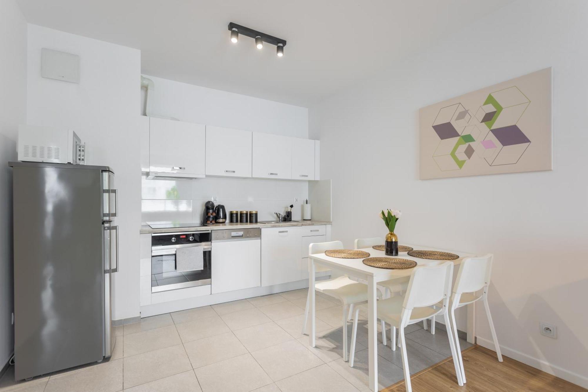 Urban Chic - Pereca - Rondo Onz - Luxury Warsaw Stays - 14 People מראה חיצוני תמונה
